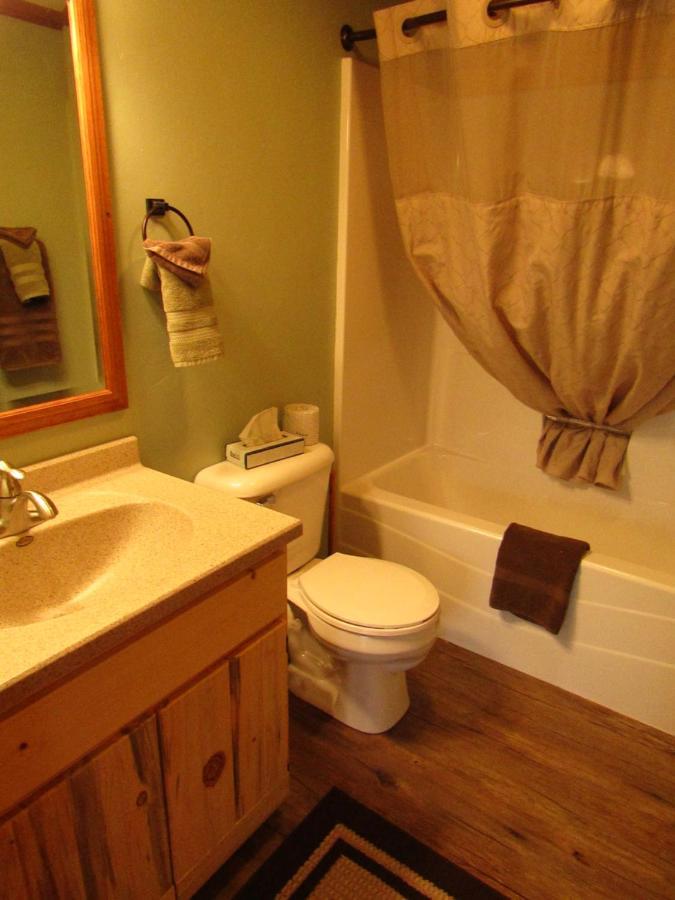 Freedom Ridge Cabins ヒル・シティ エクステリア 写真