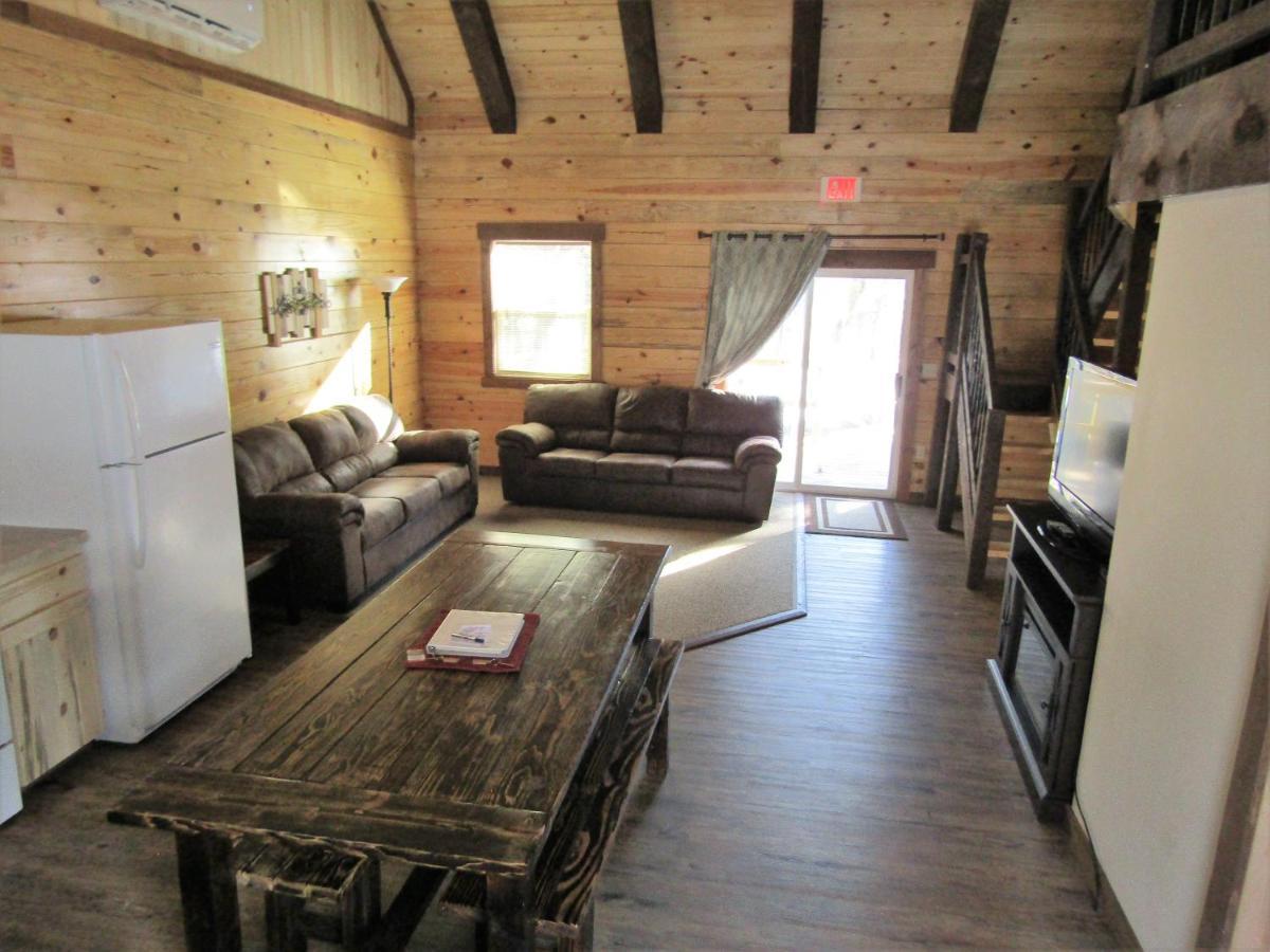 Freedom Ridge Cabins ヒル・シティ エクステリア 写真