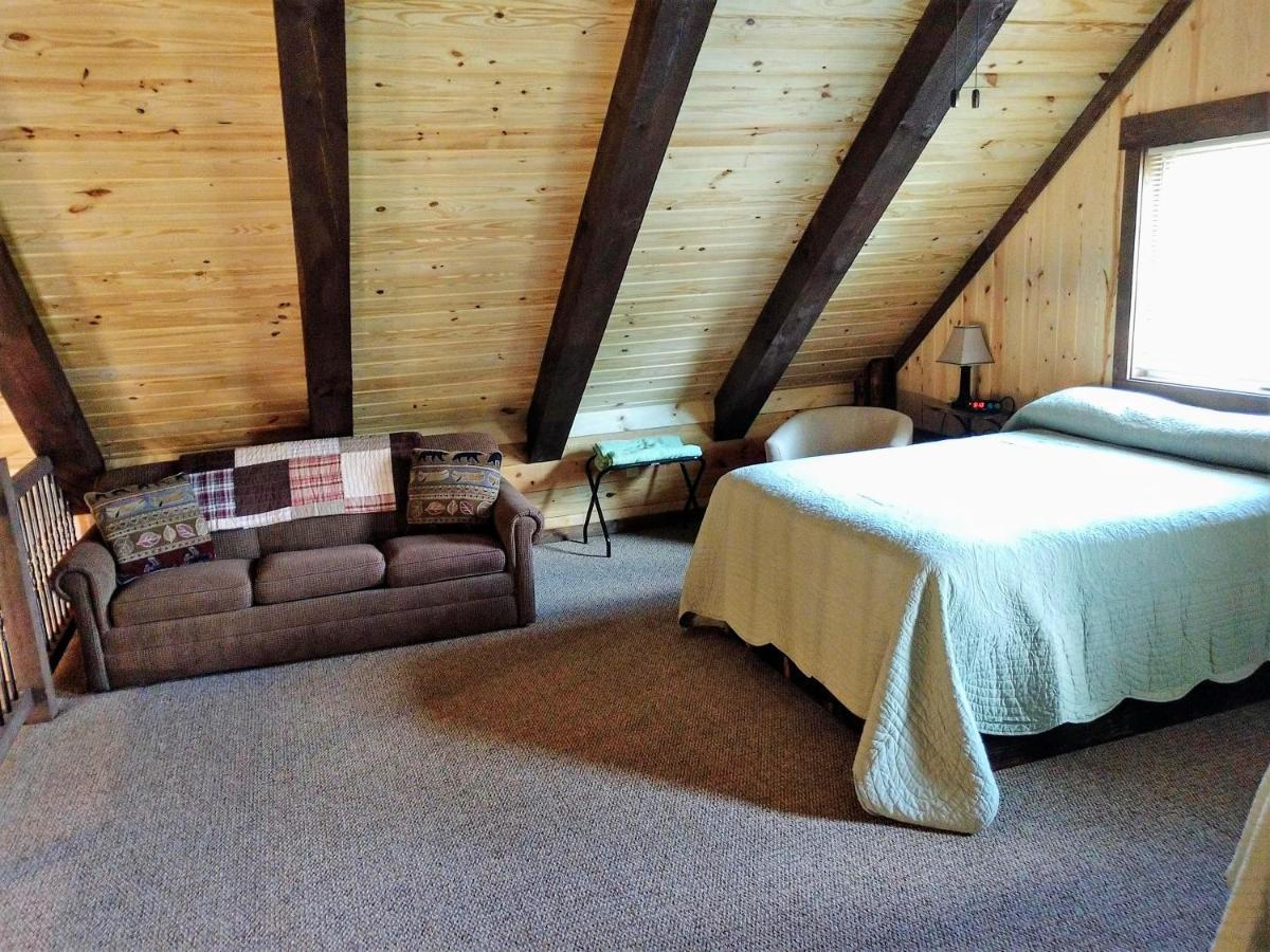 Freedom Ridge Cabins ヒル・シティ エクステリア 写真