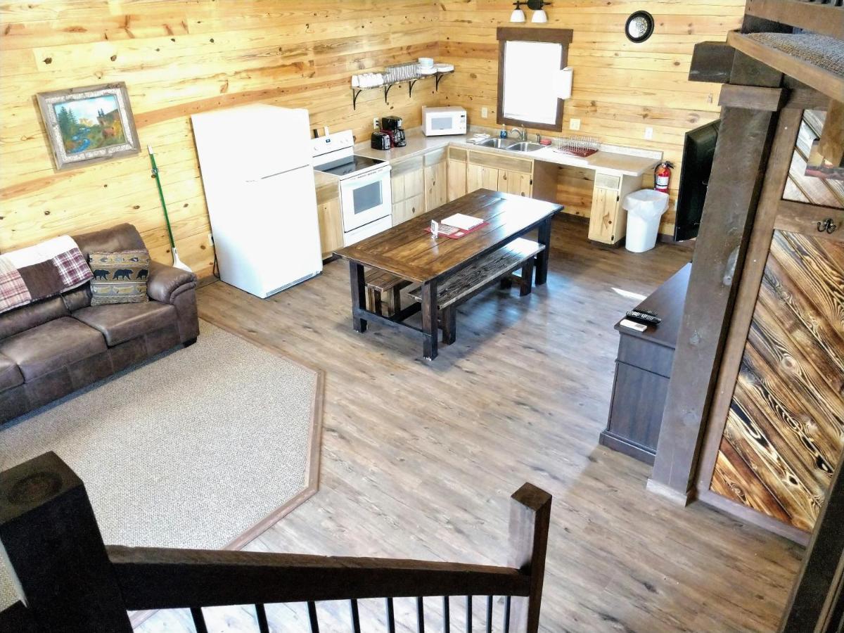Freedom Ridge Cabins ヒル・シティ エクステリア 写真